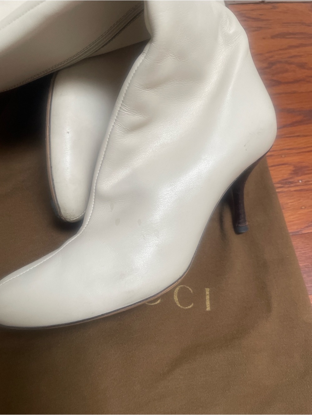 Gucci Cream Leather Heeled Ankle Boots